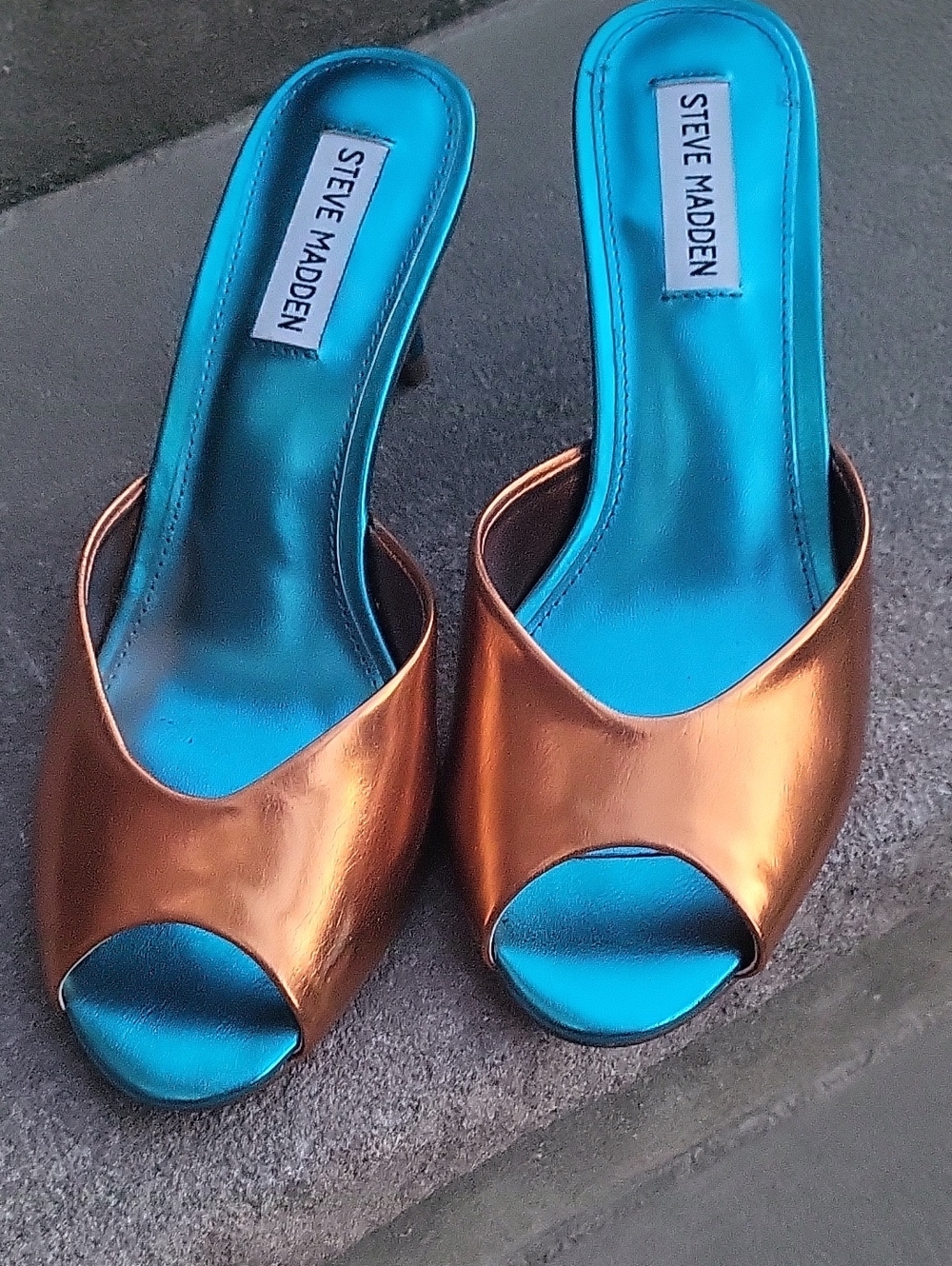 Steve Madden Copper Metallic Open-Toe Mules with Turquoise Insole